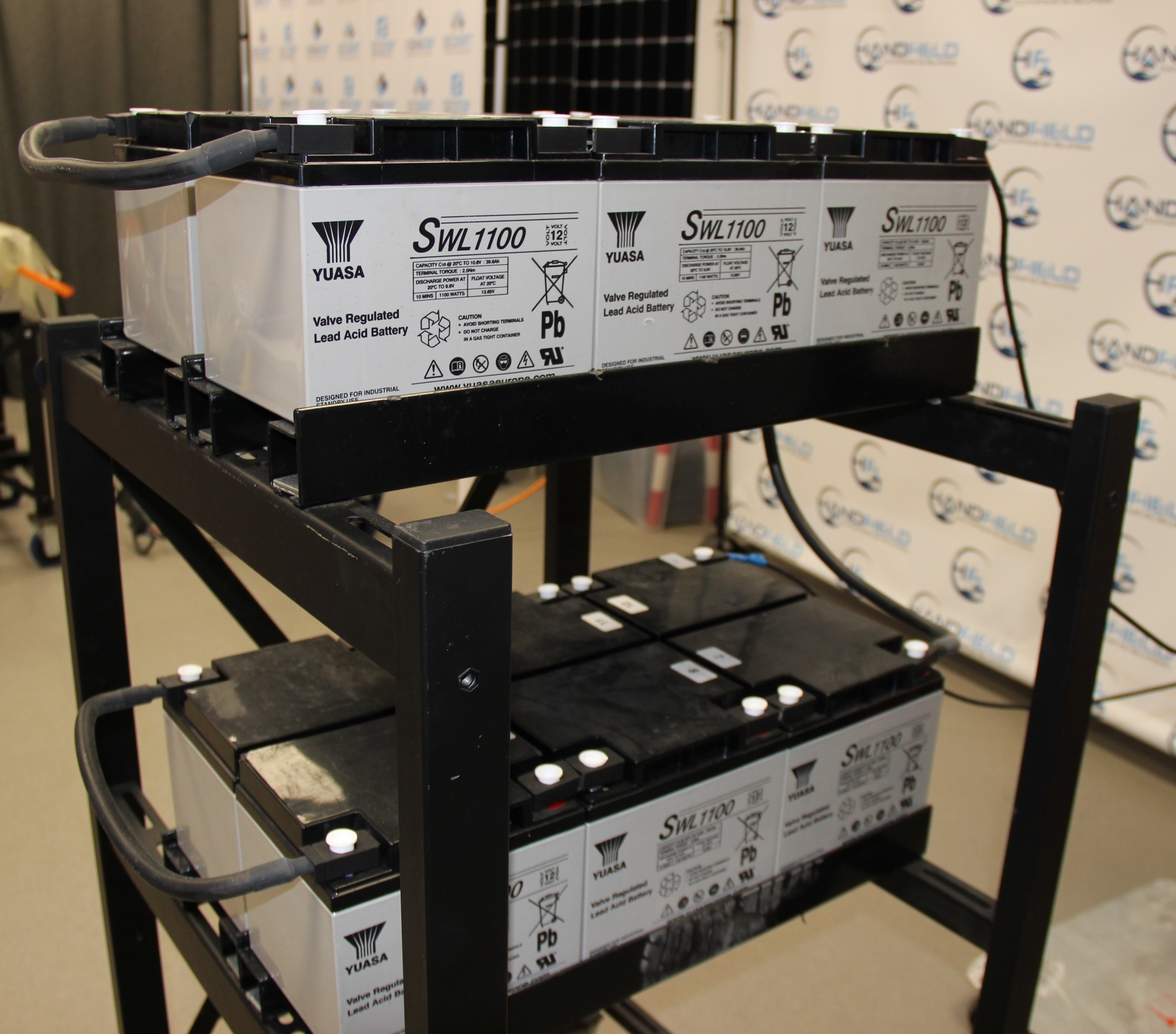 Habilitation travaux sous tension engin photo batterie onduleur